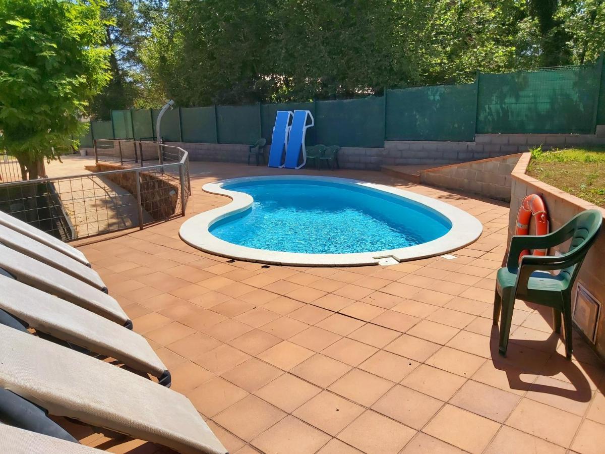 Apartamentos La Francesa Santa Pau Extérieur photo