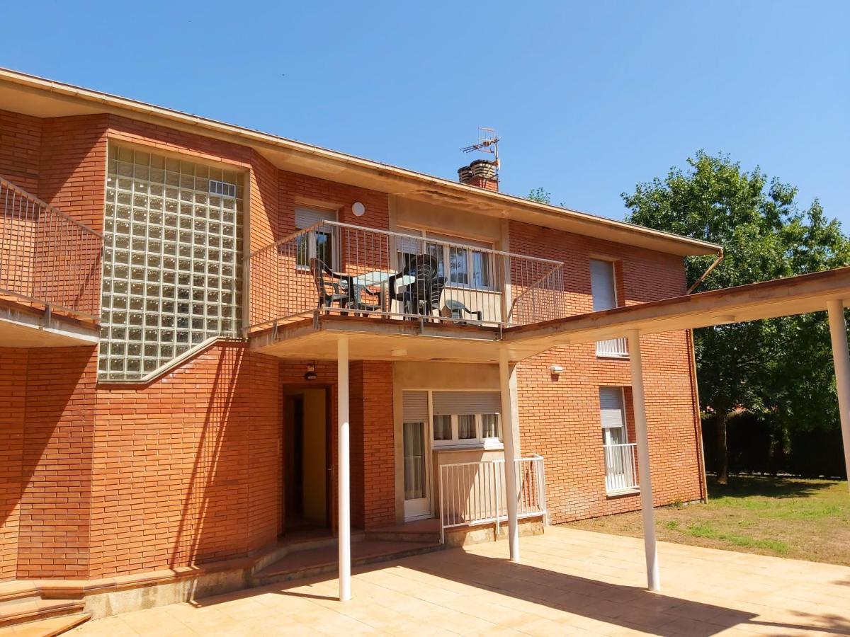 Apartamentos La Francesa Santa Pau Extérieur photo